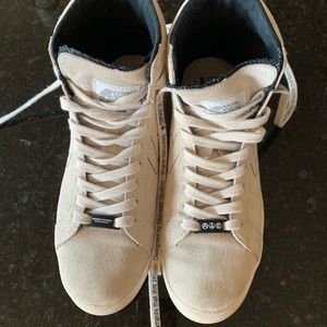 Midnight Studios high top converse size 7